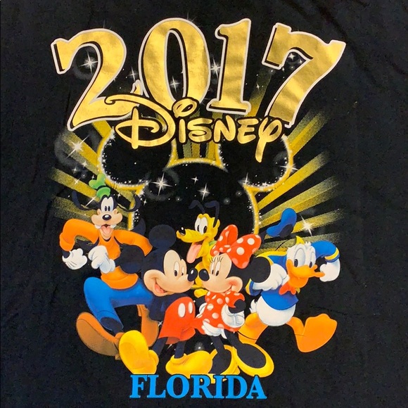 Disney T-Shirt - Picture 2 of 4